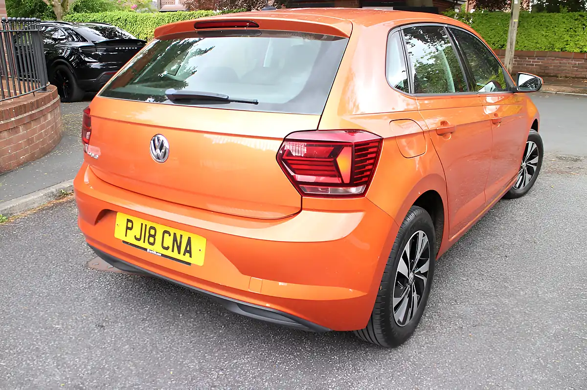 Used 2018 Volkswagen Polo Se Orange - Interior and Exterior details 6