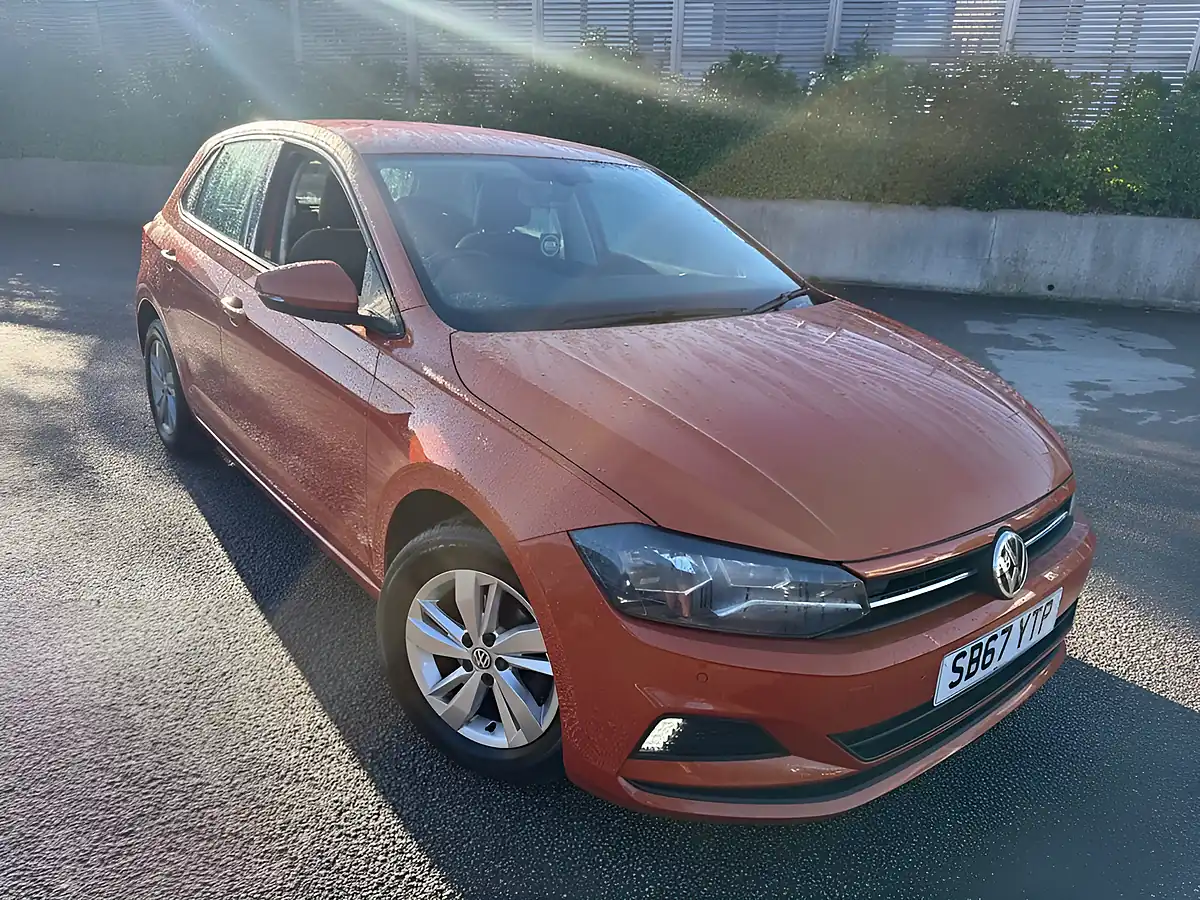 Used 2018 Volkswagen Polo Se Orange - Interior and Exterior details 10