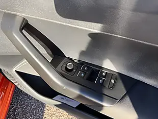 Used 2018 Volkswagen Polo Se Orange - Interior and Exterior details 13