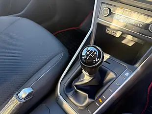 Used 2018 Volkswagen Polo Se Orange - Interior and Exterior details 16