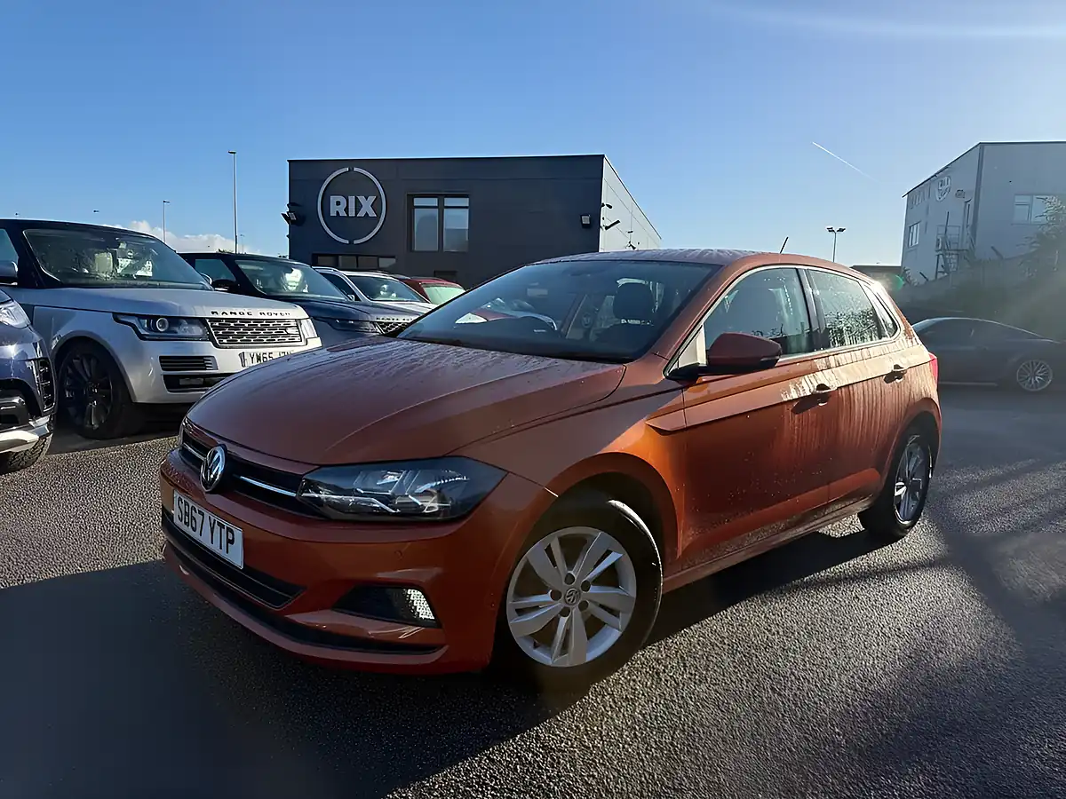 Used 2018 Volkswagen Polo Se Orange - Interior and Exterior details 2