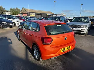 Used 2018 Volkswagen Polo Se Orange - Interior and Exterior details 5
