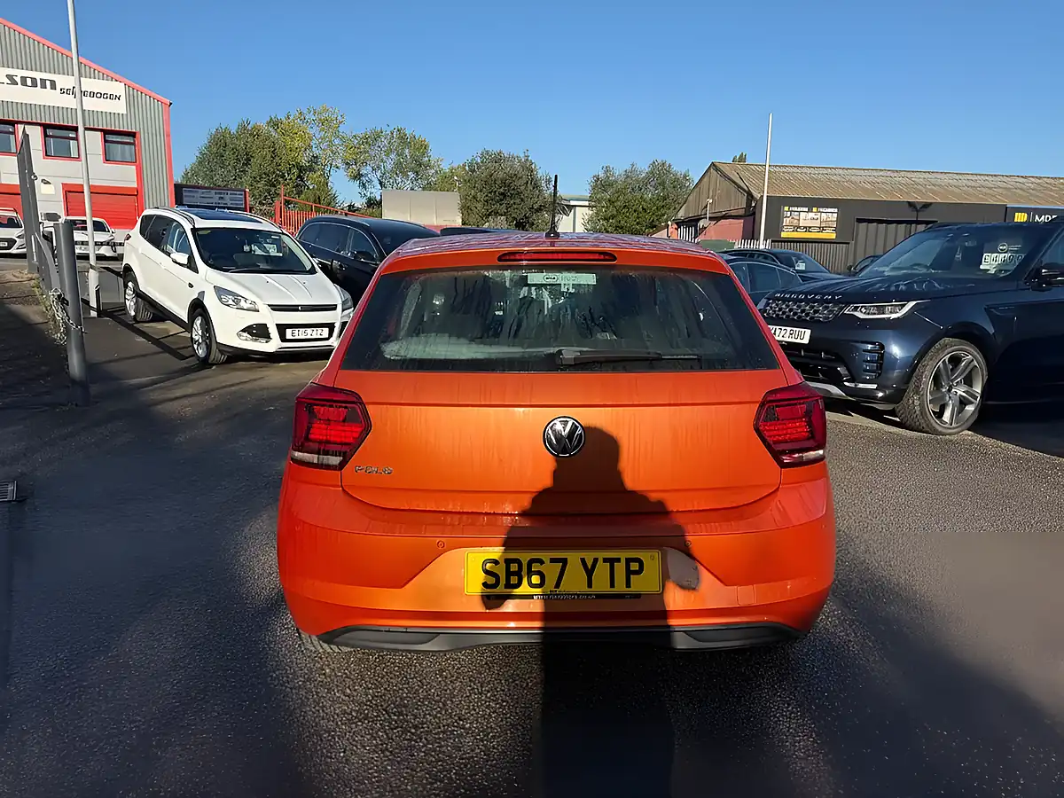Used 2018 Volkswagen Polo Se Orange - Interior and Exterior details 6