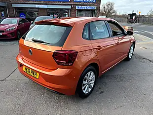 Used 2018 Volkswagen Polo Se Orange - Interior and Exterior details 13