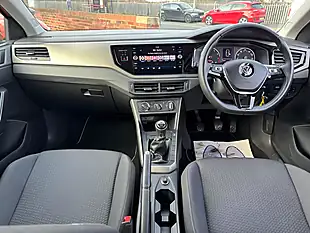 Used 2018 Volkswagen Polo Se Orange - Interior and Exterior details 16