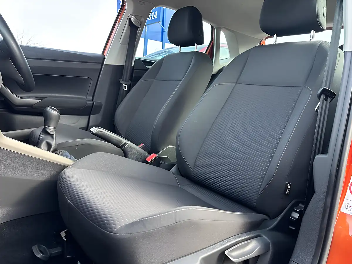 Used 2018 Volkswagen Polo Se Orange - Interior and Exterior details 20