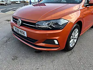 Used 2018 Volkswagen Polo Se Orange - Interior and Exterior details 7