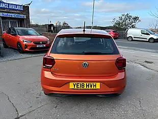 Used 2018 Volkswagen Polo Se Orange - Interior and Exterior details 8