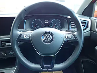 Used 2018 Volkswagen Polo Se Orange - Interior and Exterior details 10