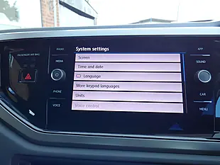 Used 2018 Volkswagen Polo Se Orange - Interior and Exterior details 19