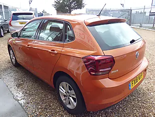 Used 2018 Volkswagen Polo Se Orange - Interior and Exterior details 6
