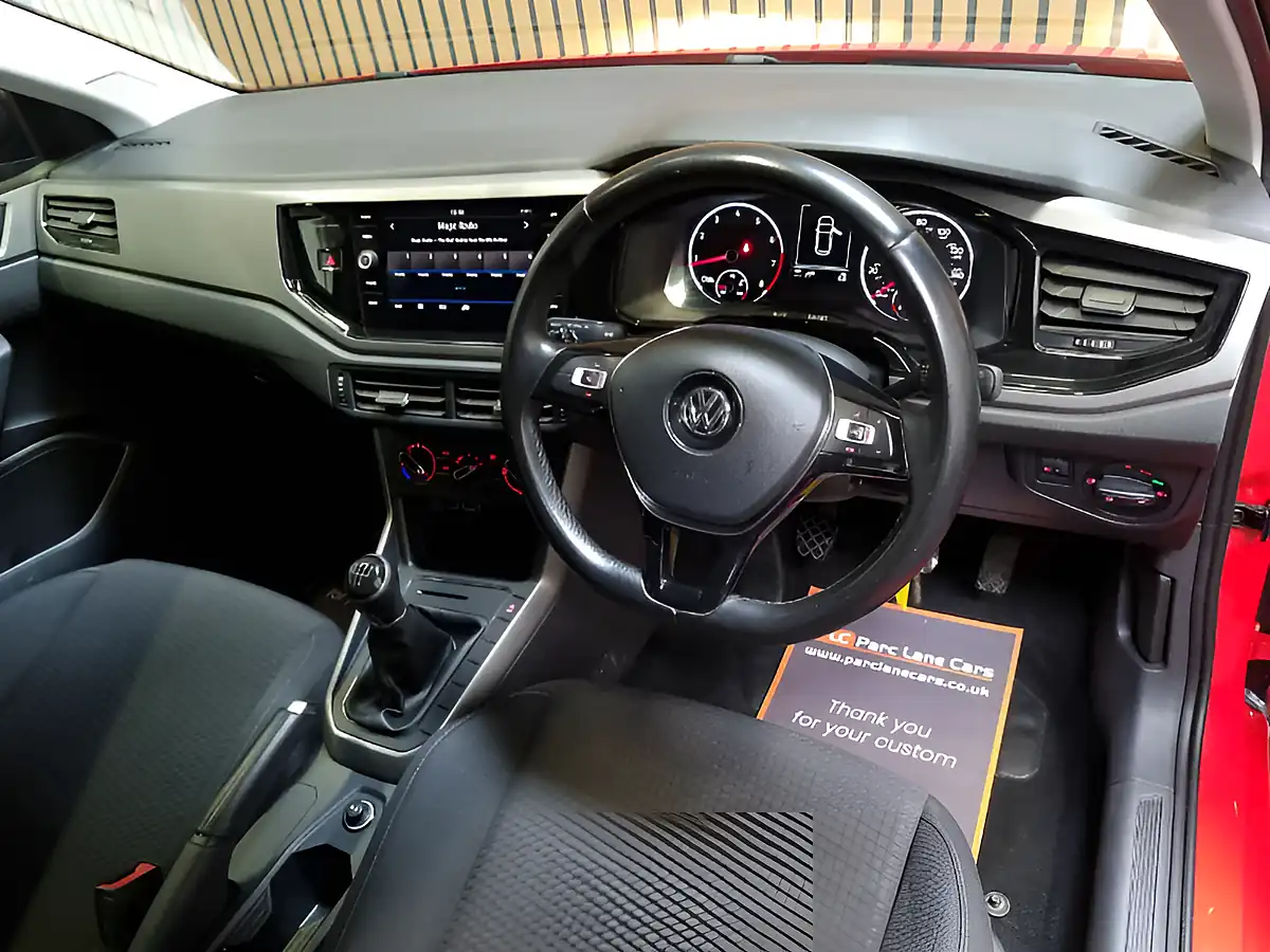 Used 2018 Volkswagen Polo Se Red - Interior and Exterior details 15