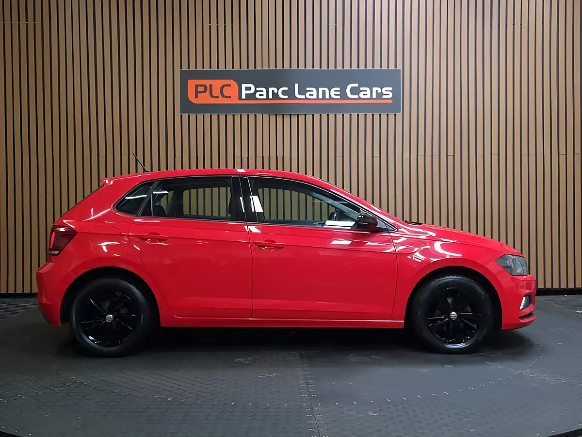 Used 2018 Volkswagen Polo Se Red - Interior and Exterior details 4