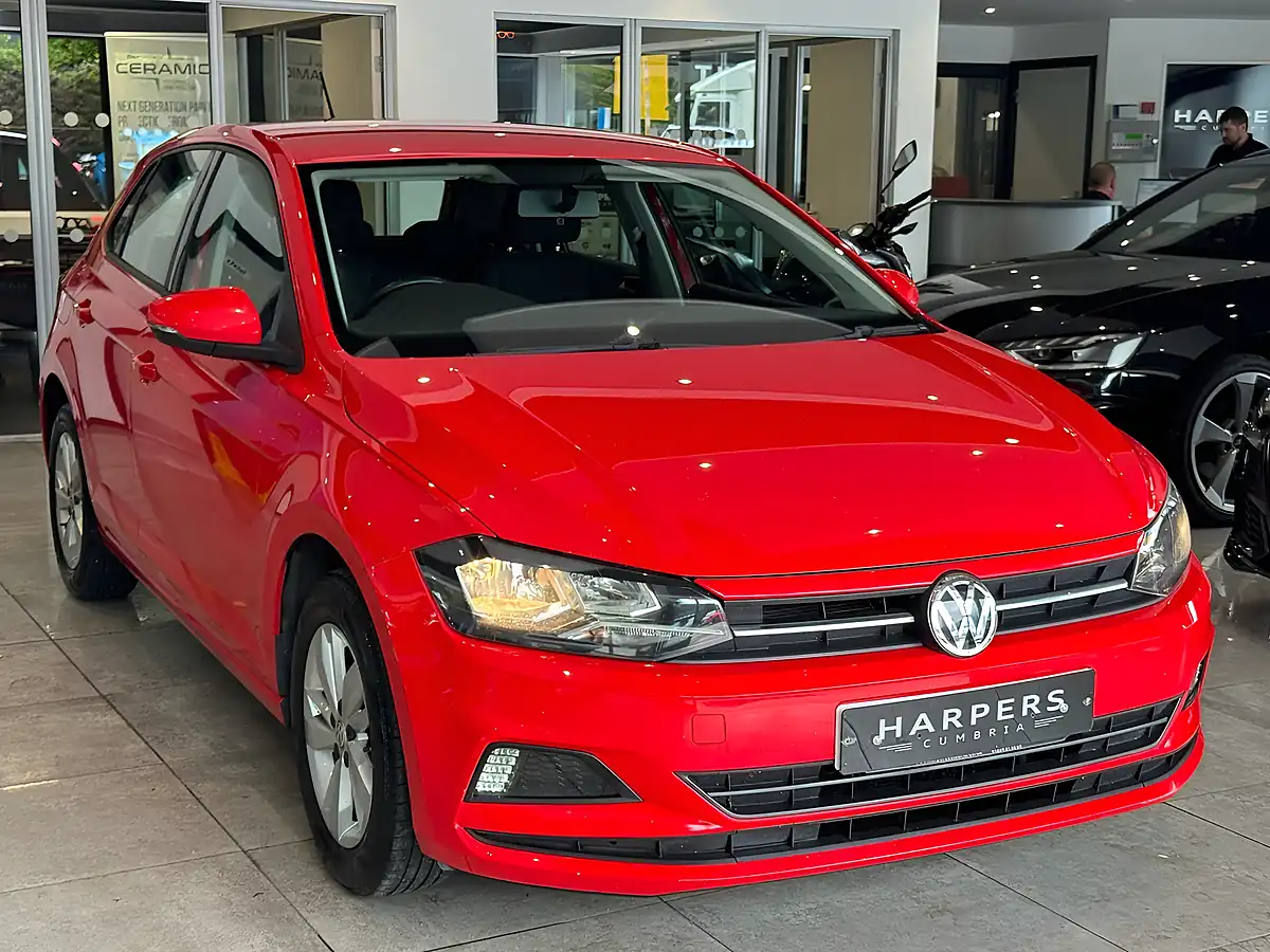 Used 2018 Volkswagen Polo Se Red - Interior and Exterior details 12