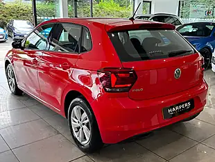 Used 2018 Volkswagen Polo Se Red - Interior and Exterior details 16
