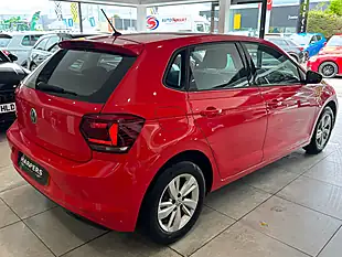 Used 2018 Volkswagen Polo Se Red - Interior and Exterior details 19