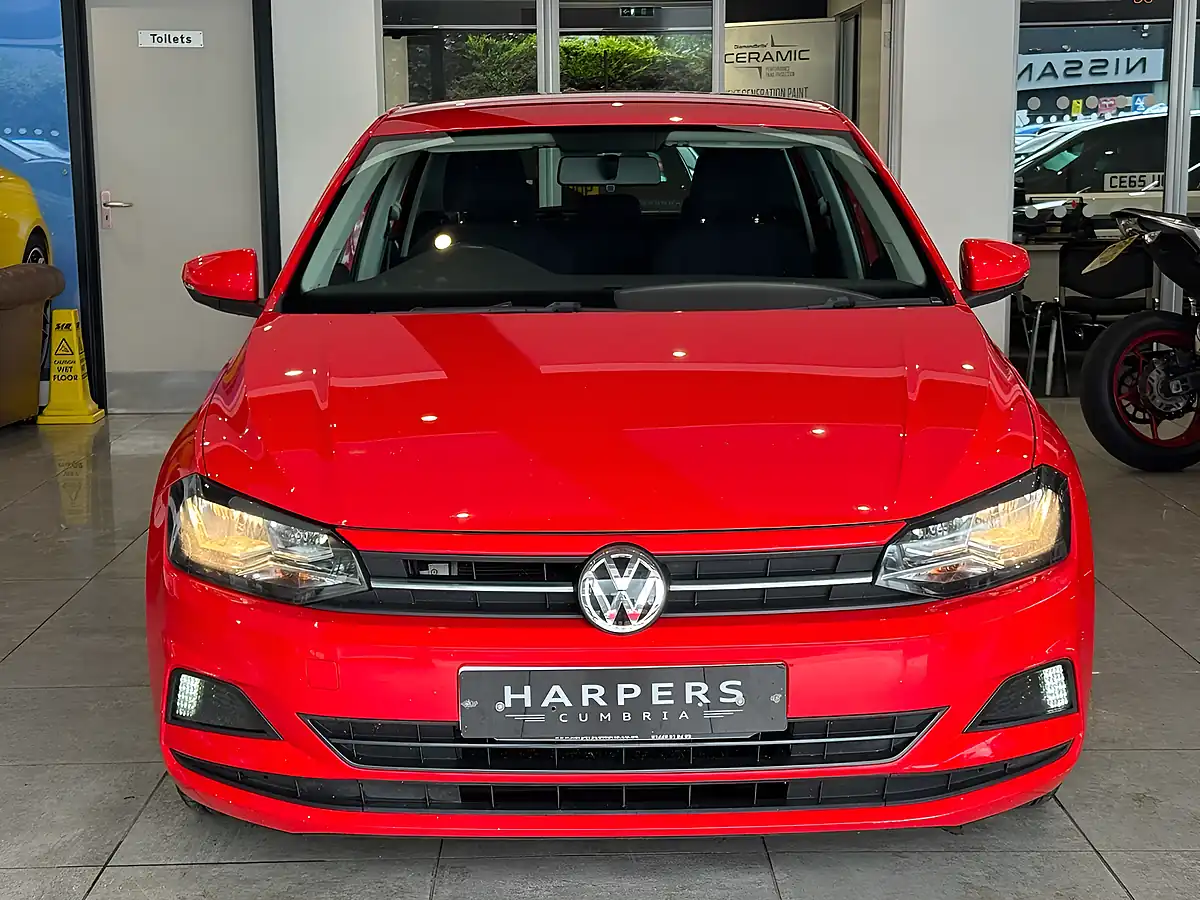 Used 2018 Volkswagen Polo Se Red - Interior and Exterior details 3