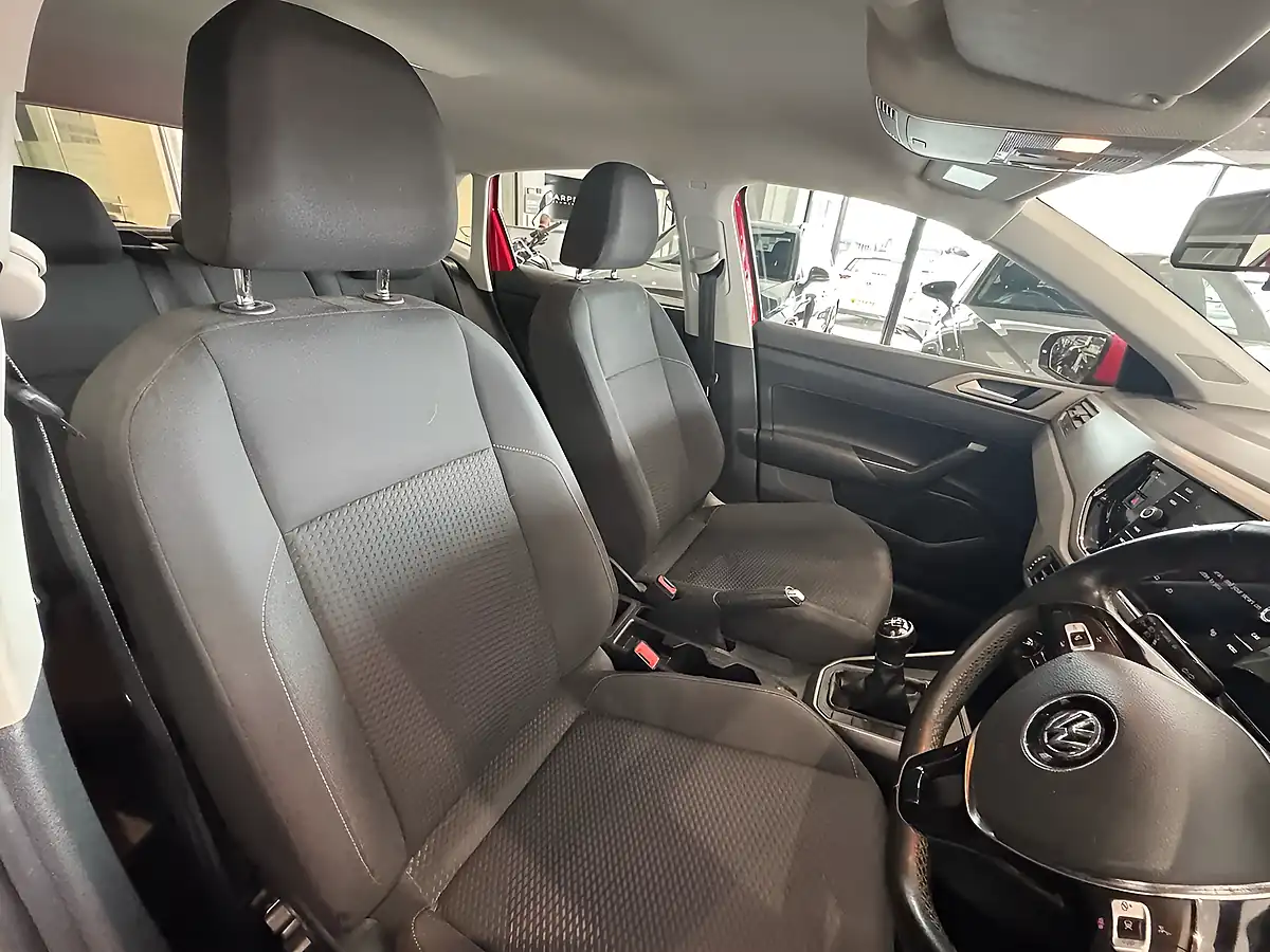 Used 2018 Volkswagen Polo Se Red - Interior and Exterior details 8