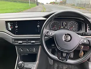 Used 2018 Volkswagen Polo Se Red - Interior and Exterior details 15