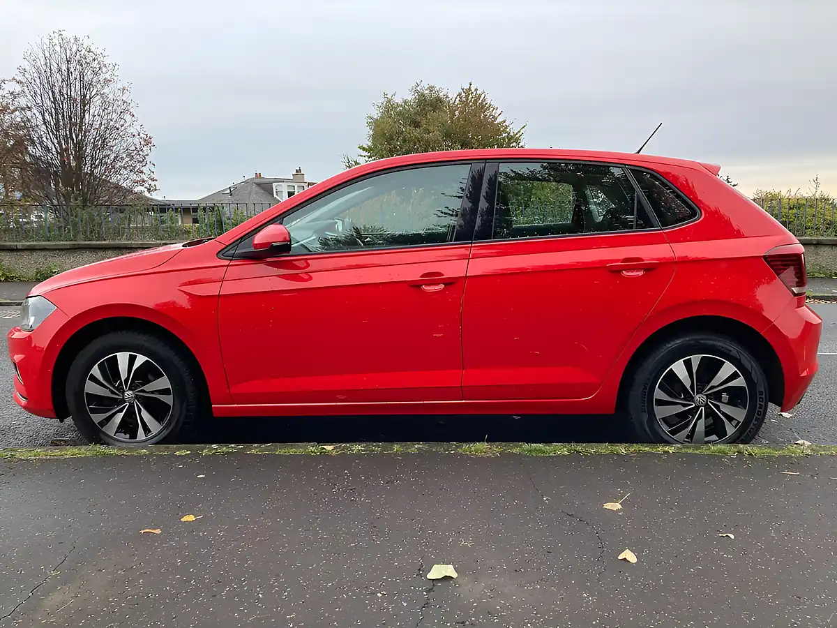 Used 2018 Volkswagen Polo Se Red - Interior and Exterior details 6