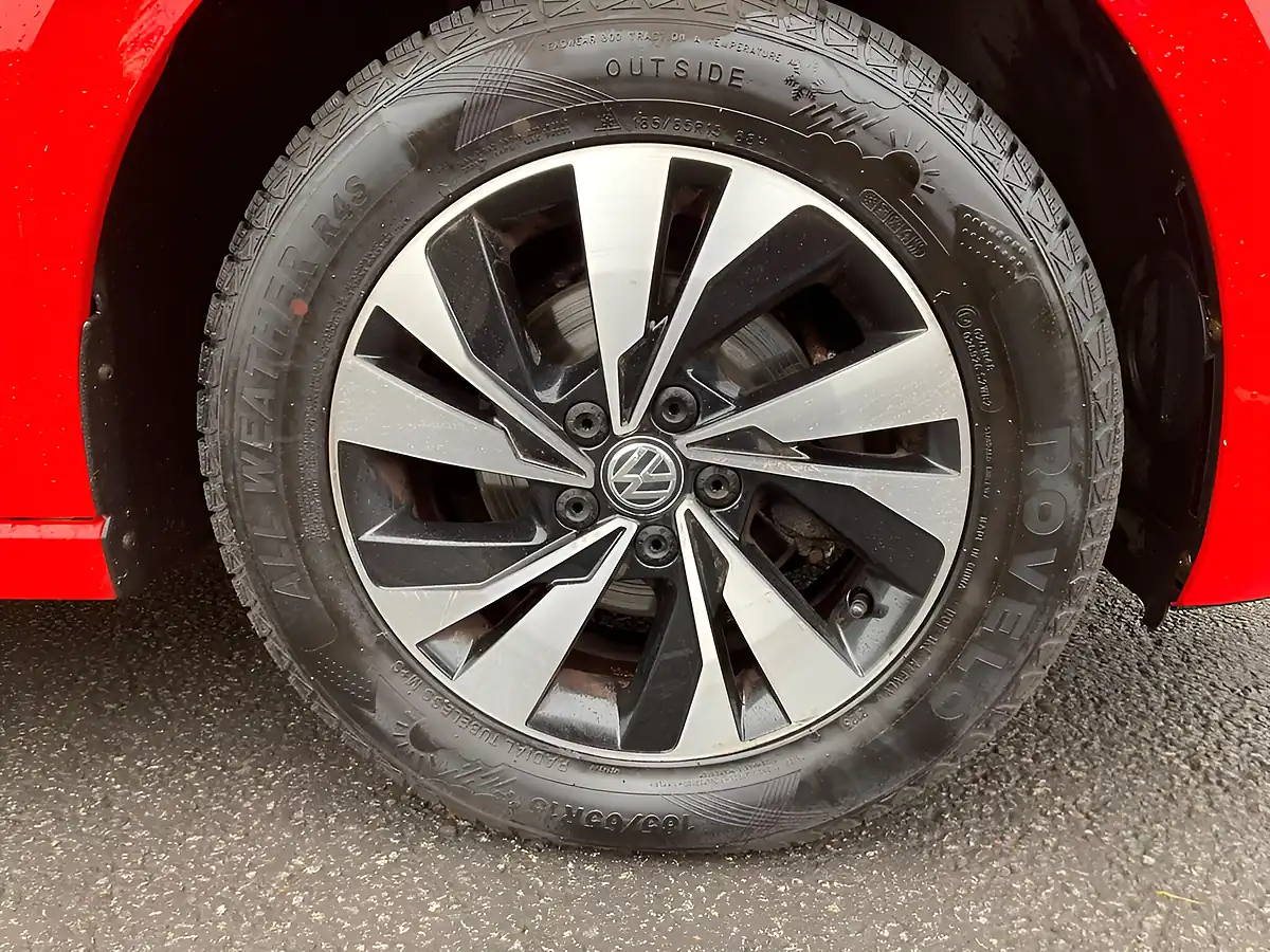 Used 2018 Volkswagen Polo Se Red - Interior and Exterior details 9