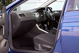 Used 2018 Volkswagen Polo Se Reef Blue - Interior and Exterior details 11