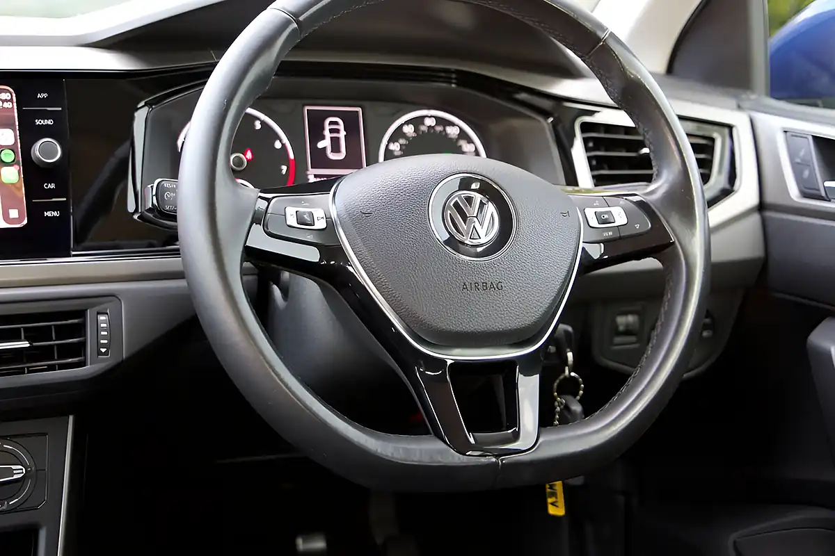 Used 2018 Volkswagen Polo Se Reef Blue - Interior and Exterior details 13