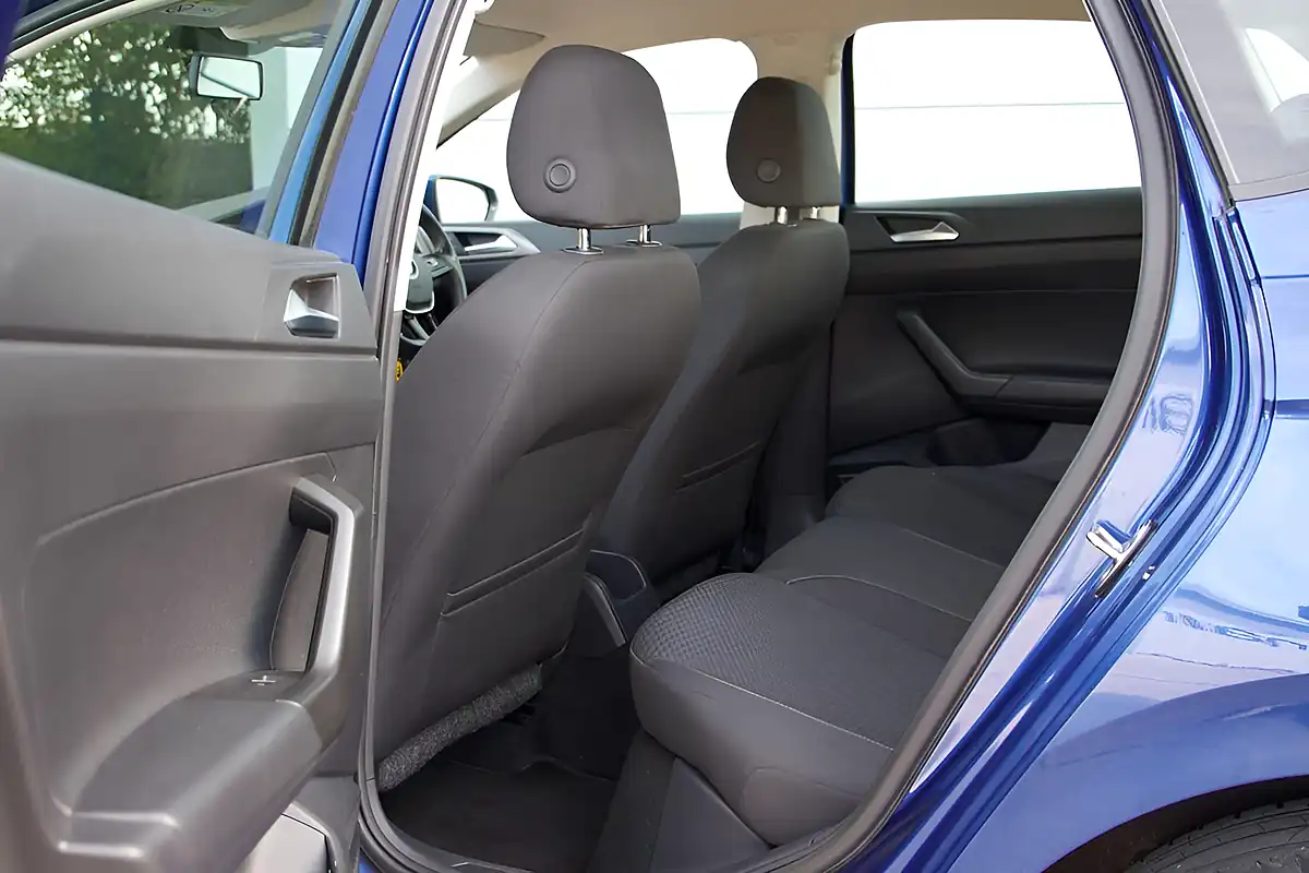 Used 2018 Volkswagen Polo Se Reef Blue - Interior and Exterior details 15