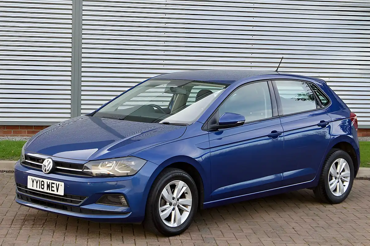Used 2018 Volkswagen Polo Se Reef Blue - Interior and Exterior details 19