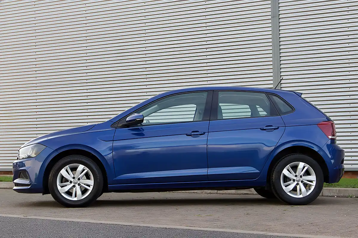 Used 2018 Volkswagen Polo Se Reef Blue - Interior and Exterior details 2