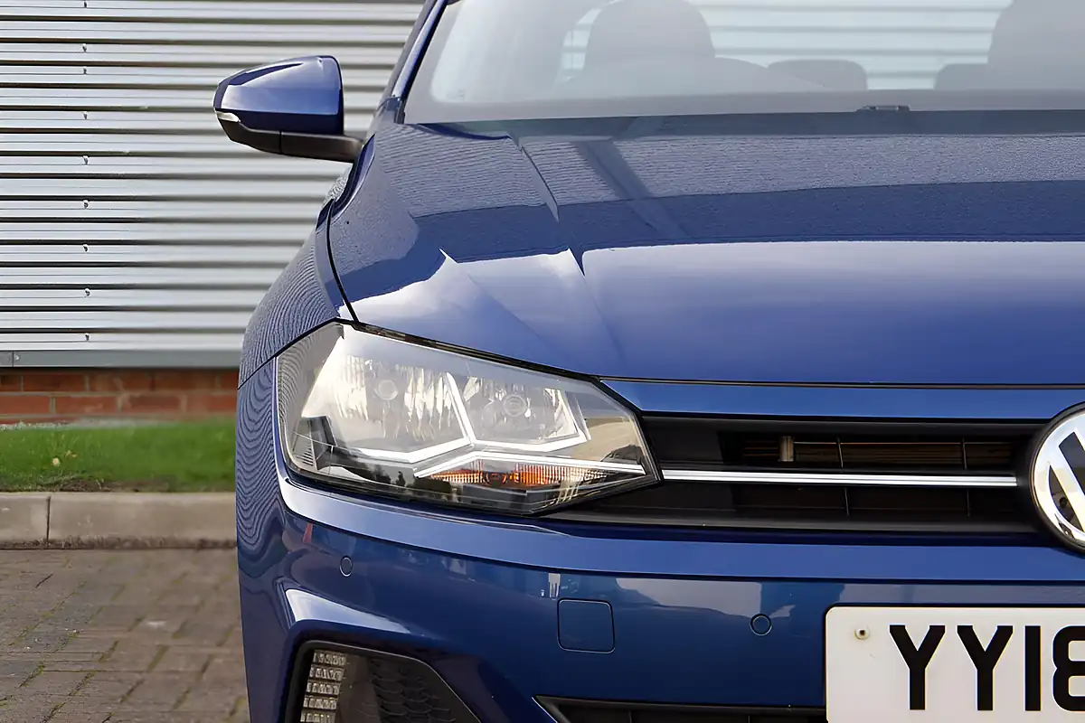 Used 2018 Volkswagen Polo Se Reef Blue - Interior and Exterior details 9