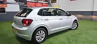 Used 2018 Volkswagen Polo Se Silver - Interior and Exterior details 13