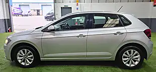 Used 2018 Volkswagen Polo Se Silver - Interior and Exterior details 9