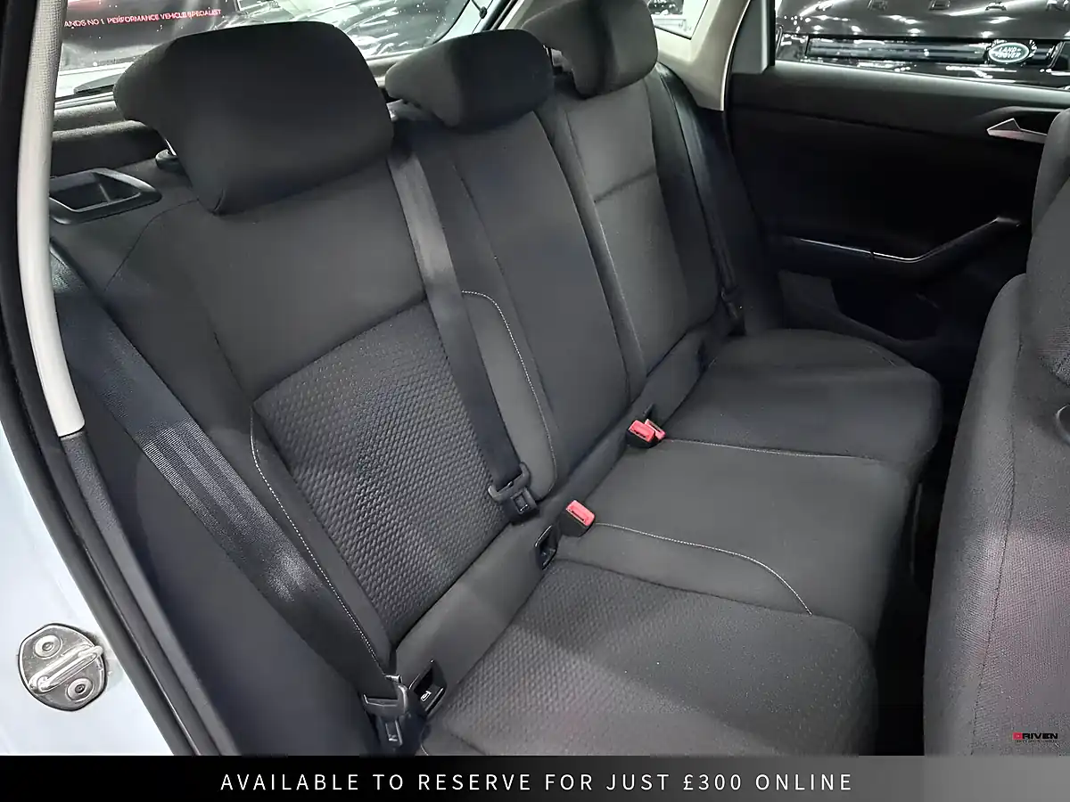 Used 2018 Volkswagen Polo Se Silver - Interior and Exterior details 14