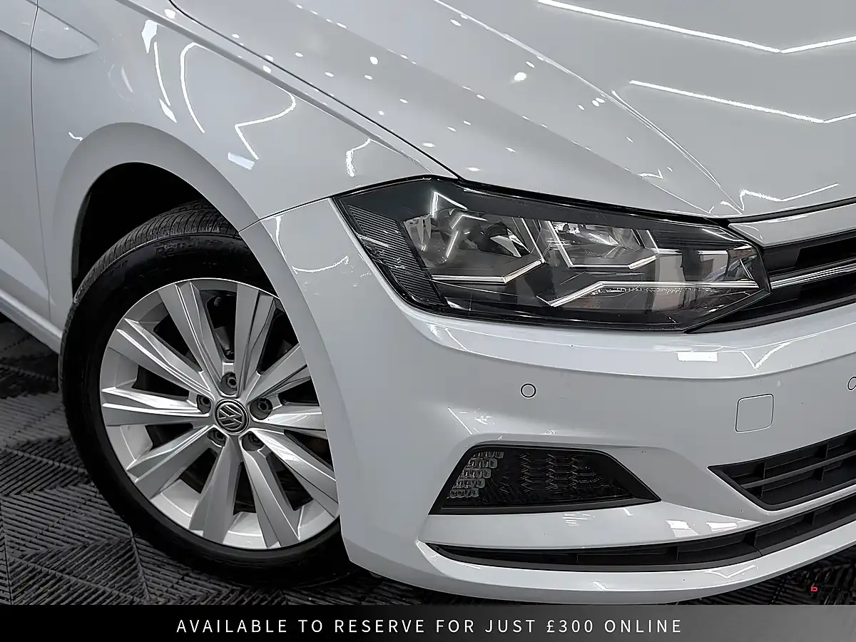 Used 2018 Volkswagen Polo Se Silver - Interior and Exterior details 19
