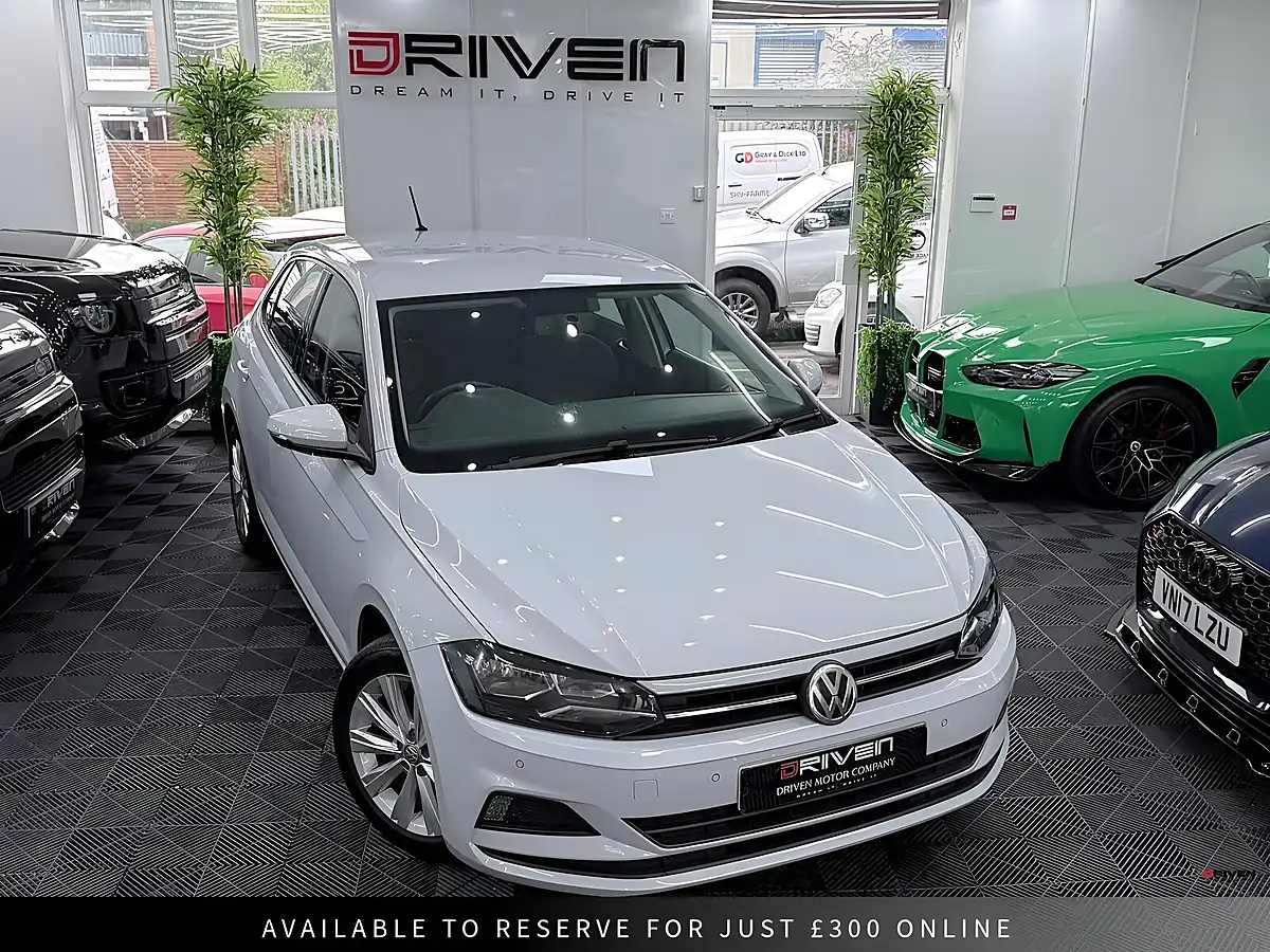 Used 2018 Volkswagen Polo Se Silver - Interior and Exterior details 6