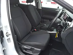 Used 2018 Volkswagen Polo Se Silver - Interior and Exterior details 11