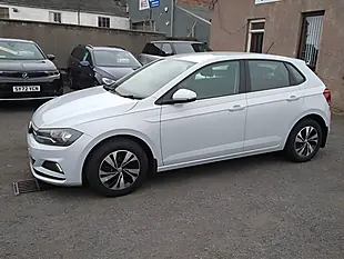 Used 2018 Volkswagen Polo Se Silver - Interior and Exterior details 2