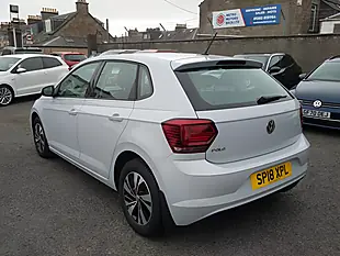 Used 2018 Volkswagen Polo Se Silver - Interior and Exterior details 5