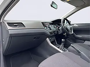 Used 2018 Volkswagen Polo Se Silver - Interior and Exterior details 13
