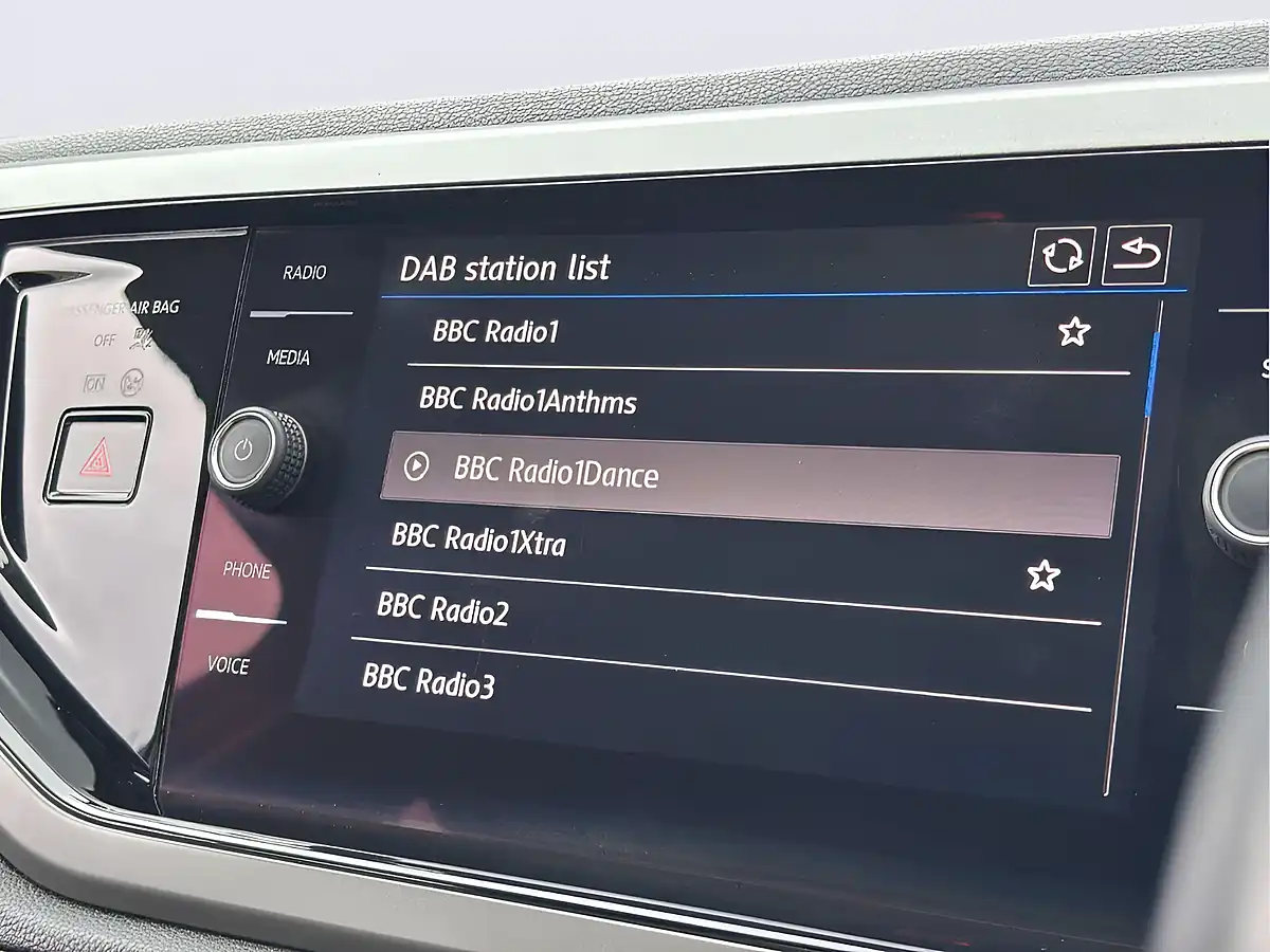 Used 2018 Volkswagen Polo Se Silver - Interior and Exterior details 19