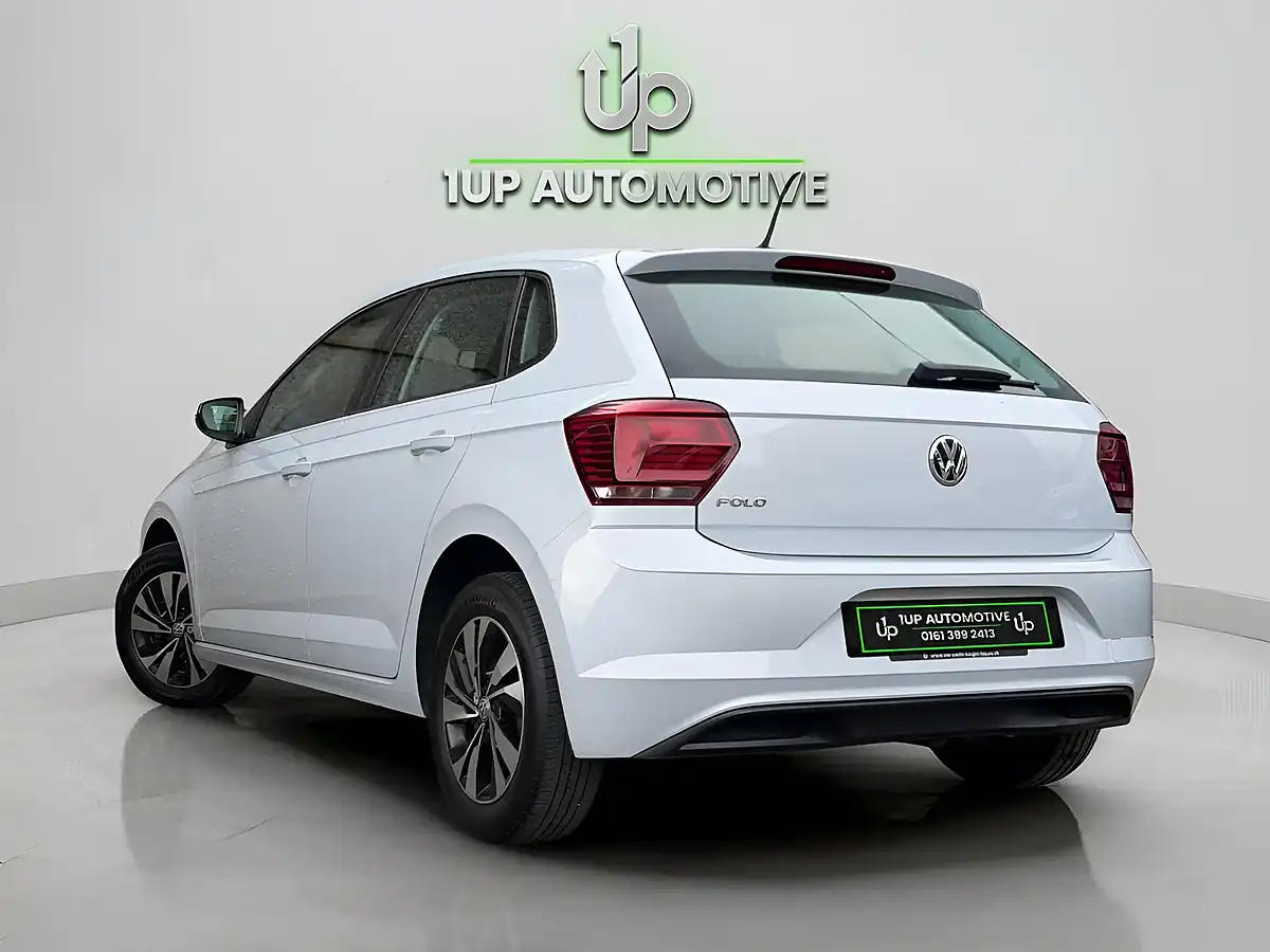 Used 2018 Volkswagen Polo Se Silver - Interior and Exterior details 8