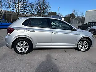 Used 2018 Volkswagen Polo Se Silver - Interior and Exterior details 11