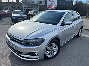 Used 2018 Volkswagen Polo Se Silver - Interior and Exterior details 14