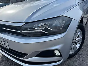 Used 2018 Volkswagen Polo Se Silver - Interior and Exterior details 16