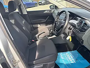 Used 2018 Volkswagen Polo Se Silver - Interior and Exterior details 3