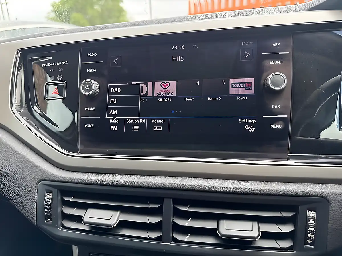 Used 2018 Volkswagen Polo Se Silver - Interior and Exterior details 14