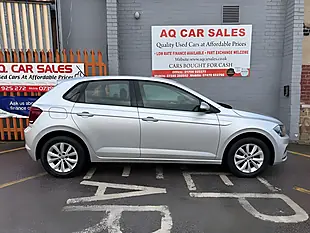 Used 2018 Volkswagen Polo Se Silver - Interior and Exterior details 8