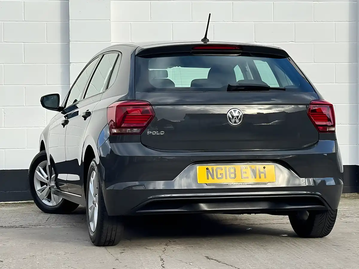 Used 2018 Volkswagen Polo Se Urano Grey - Interior and Exterior details 11