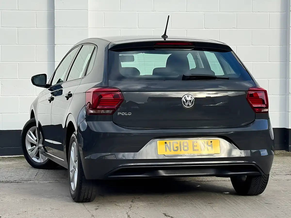 Used 2018 Volkswagen Polo Se Urano Grey - Interior and Exterior details 3